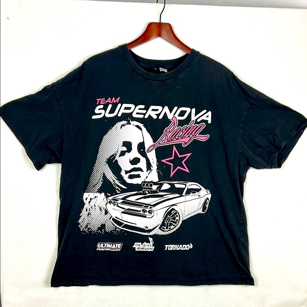 Divided Charcoal black  graphic Tee size XL
